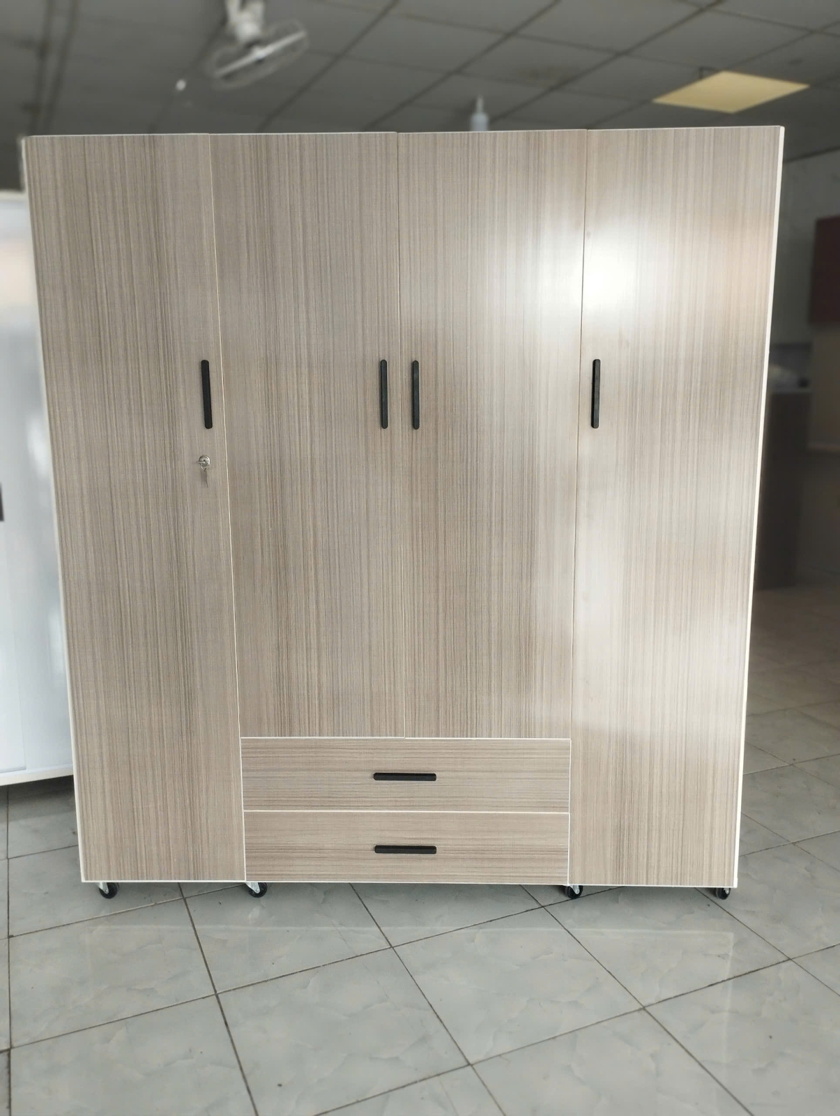 Tủ Nhựa Đài Loan 4 Cánh HL04  - Màu Ghi