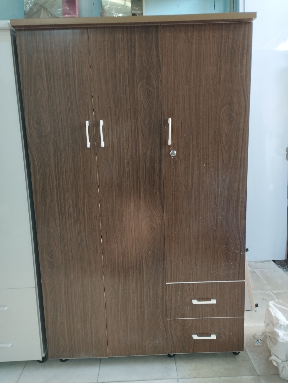 Tủ Nhựa Đài Loan 3 Cánh HL15 - Màu Óc Chó