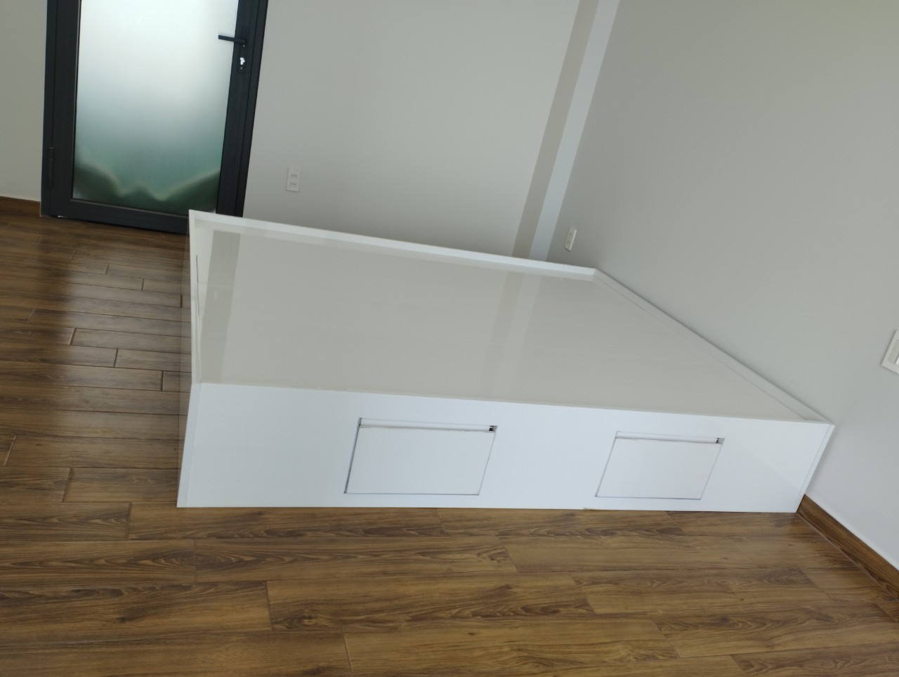 GIƯỜNG NHỰA CAO CẤP VINCOPLAST HL02