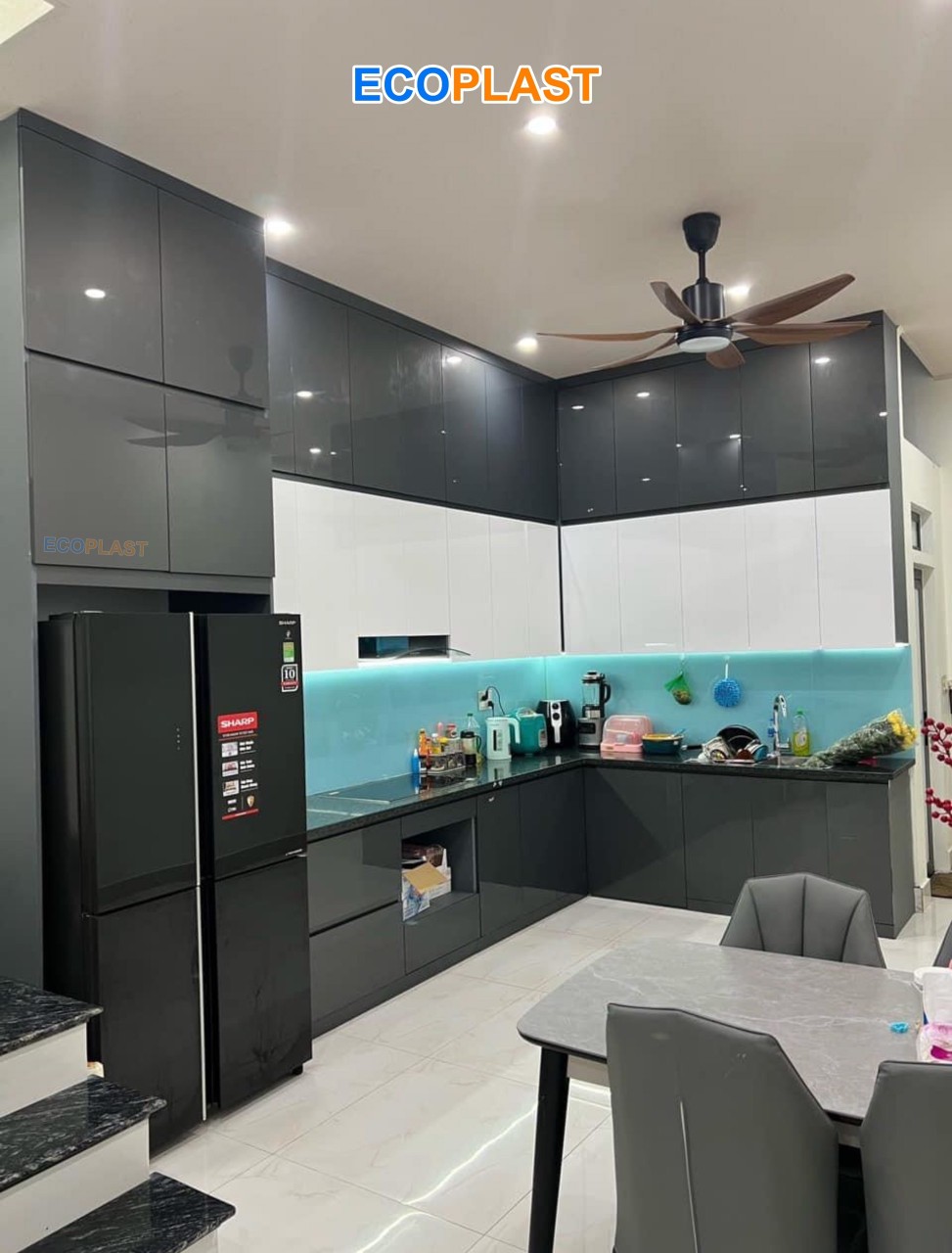 Tủ bếp nhựa Đài Loan cao cấp HL17