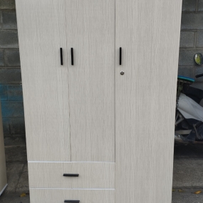 Tủ Nhựa Đài Loan 3 Cánh HL02 - Màu Vân Gỗ Nhạt