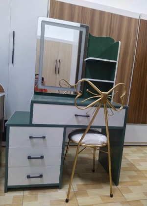 Bàn trang điểm nhựa Đài Loan cao cấp HL03